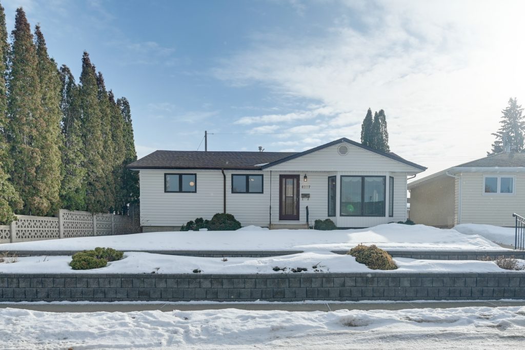 Fully Finished Bungalow in Gold Bar The Esposito Real Estate BlogThe